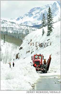 A picture named plowingsnowsanjuans.jpg