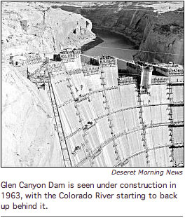 A picture named glencanyondamconst.jpg