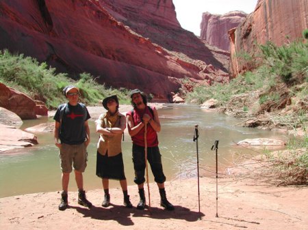 Gulch kids, Escalante River May 2007
