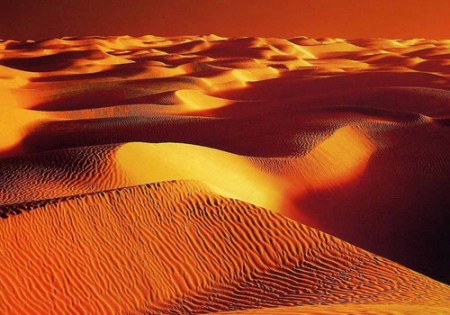 Xinjiang Taklamkan Desert via VisitOurChina.com