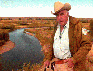 Dr. Luna Leopold discusses the importance of bankfull discharge on the New Fork River near Boulder, Wyoming. Photo courtesy of U.S. Forest Service